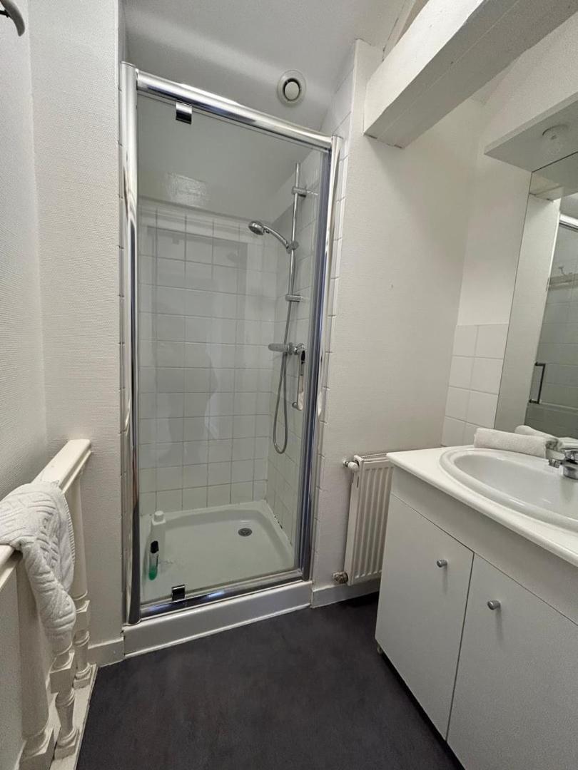 Le Square : Appartement Climatise En Centre Ville Poitiers Bagian luar foto